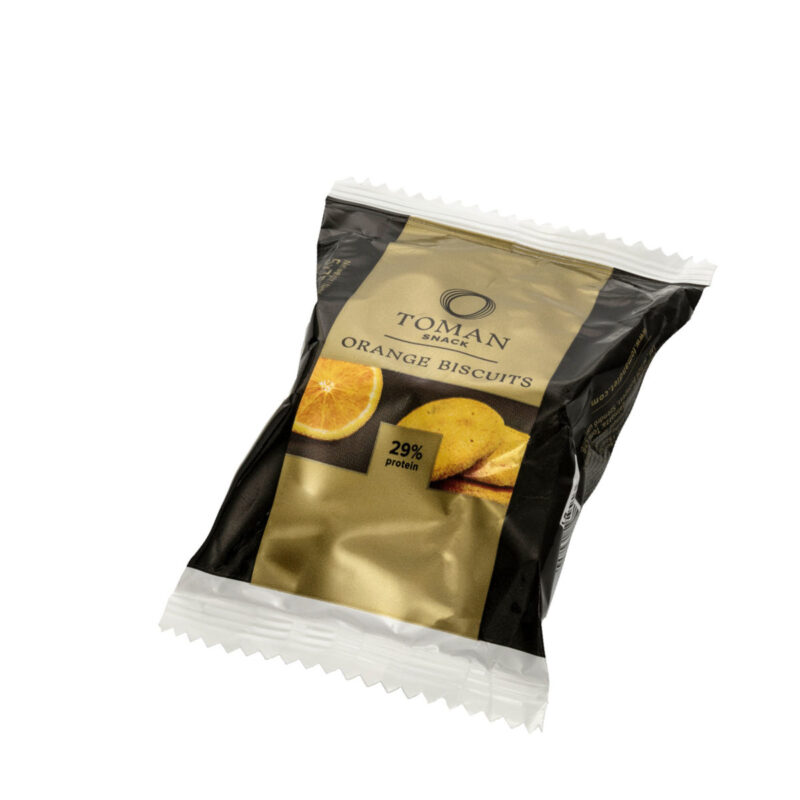 Keksz kandírozott narancshéj darabokkal