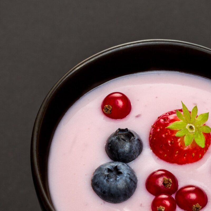 Feketeribizlis joghurt desszert