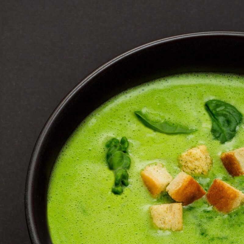 Zöld krémleves krutonnal