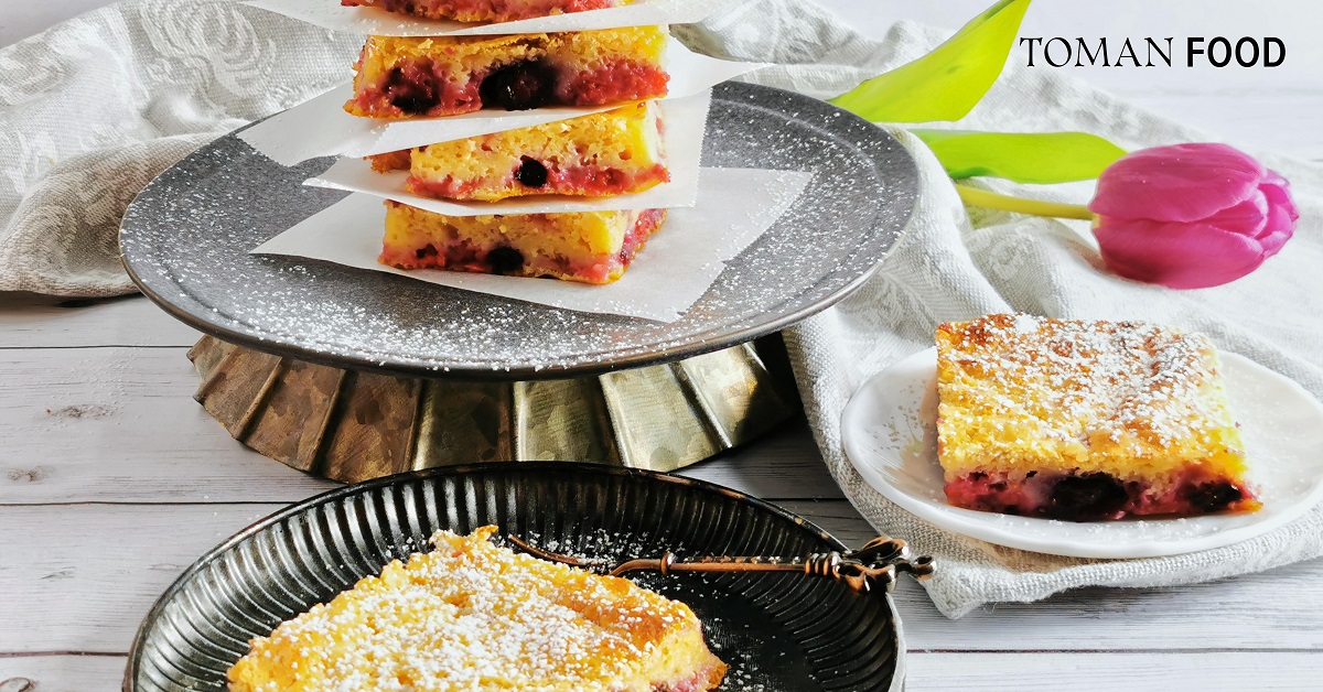 Gluténmentes és cukormentes joghurtos sütemény gyümölcsökkel